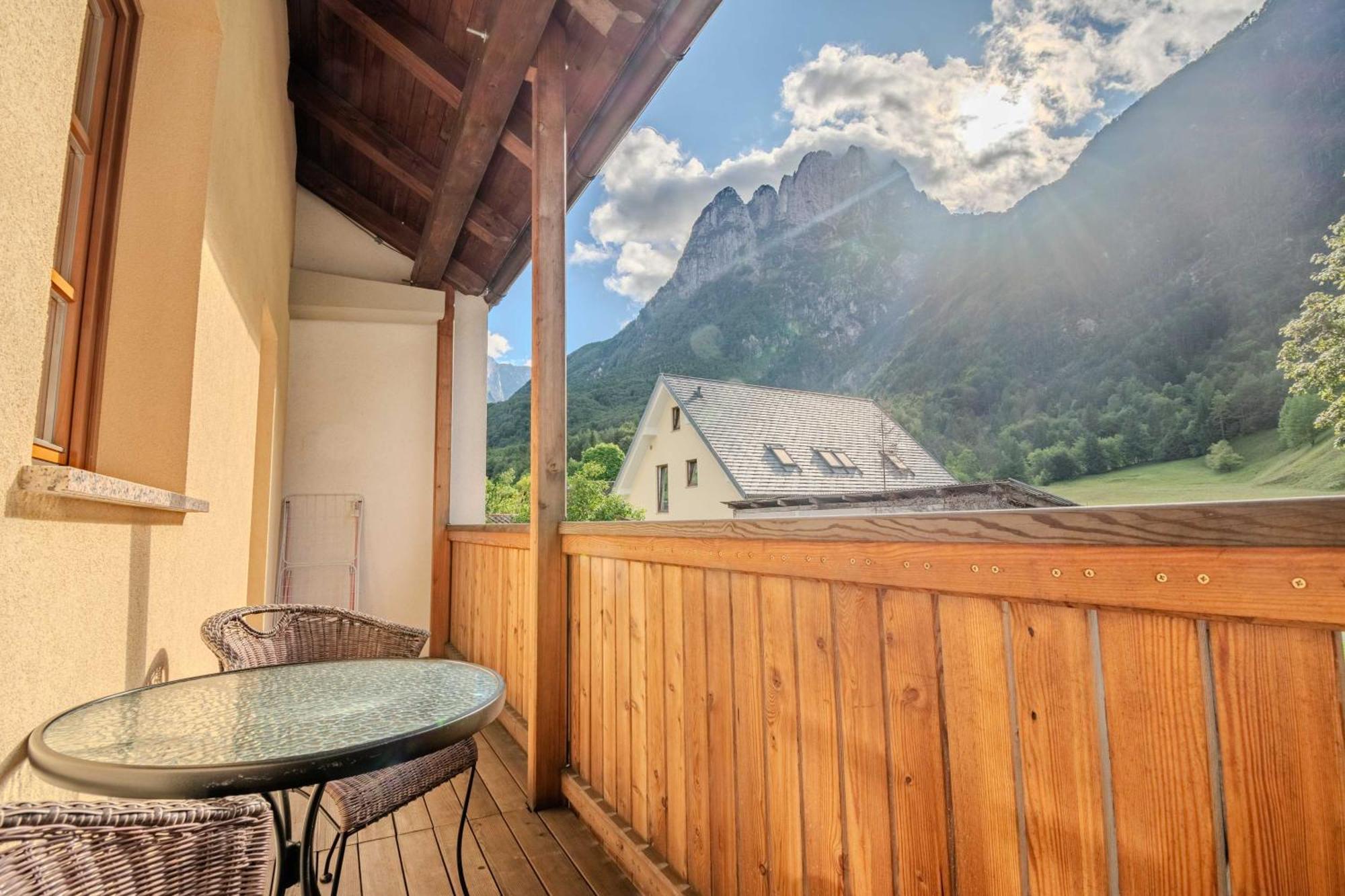 Apartma Miranda Log pod Mangartom Exterior foto