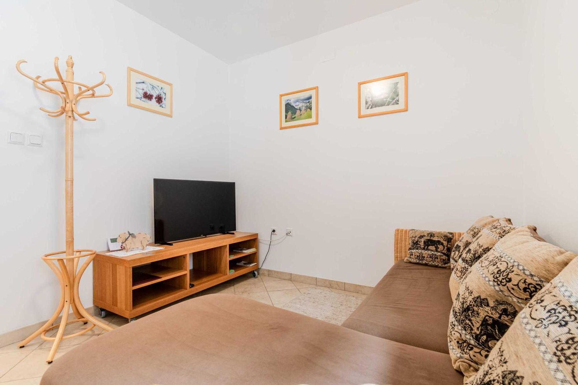 Apartma Miranda Log pod Mangartom Exterior foto